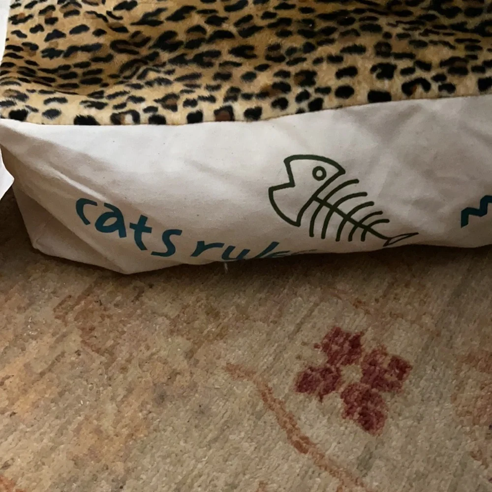 New Cat bed Design Legacy